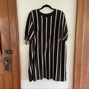 Who What Wear Chic Striped Black and White Dress, size XL
